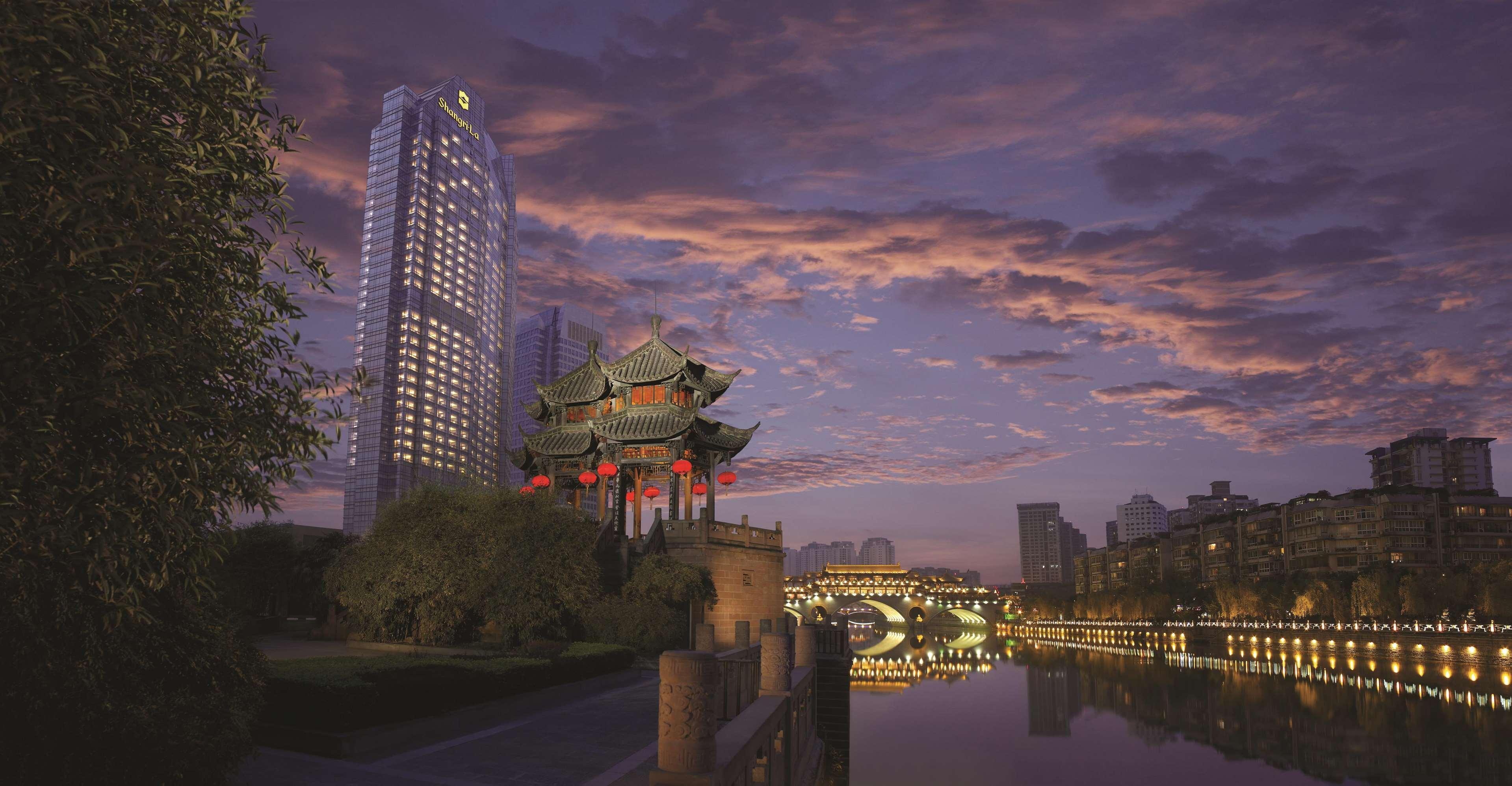 Shangri-La Chengdu Exterior photo